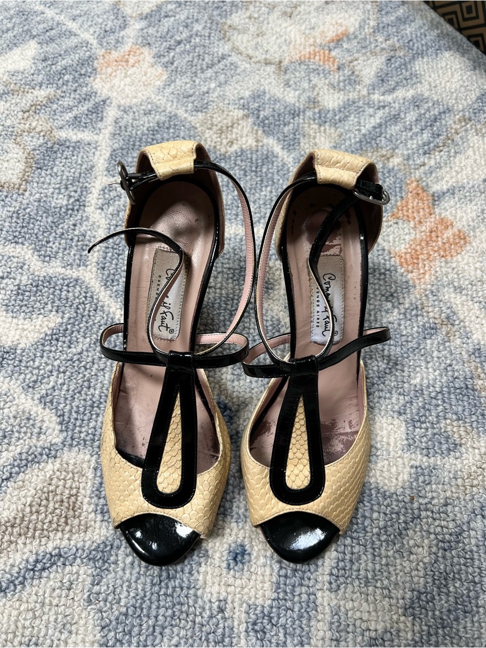 Comme il faut  Cream and Black T-Strap Peep Toe Heels